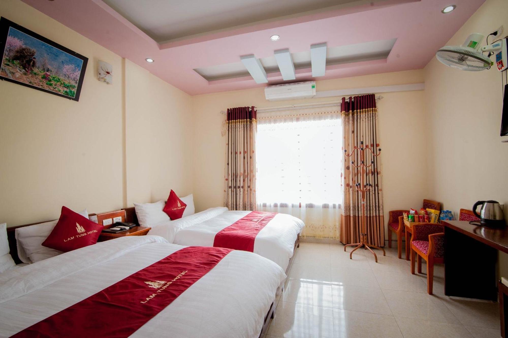 Lam Tung Hotel Dong Van - By Bay Luxury 외부 사진